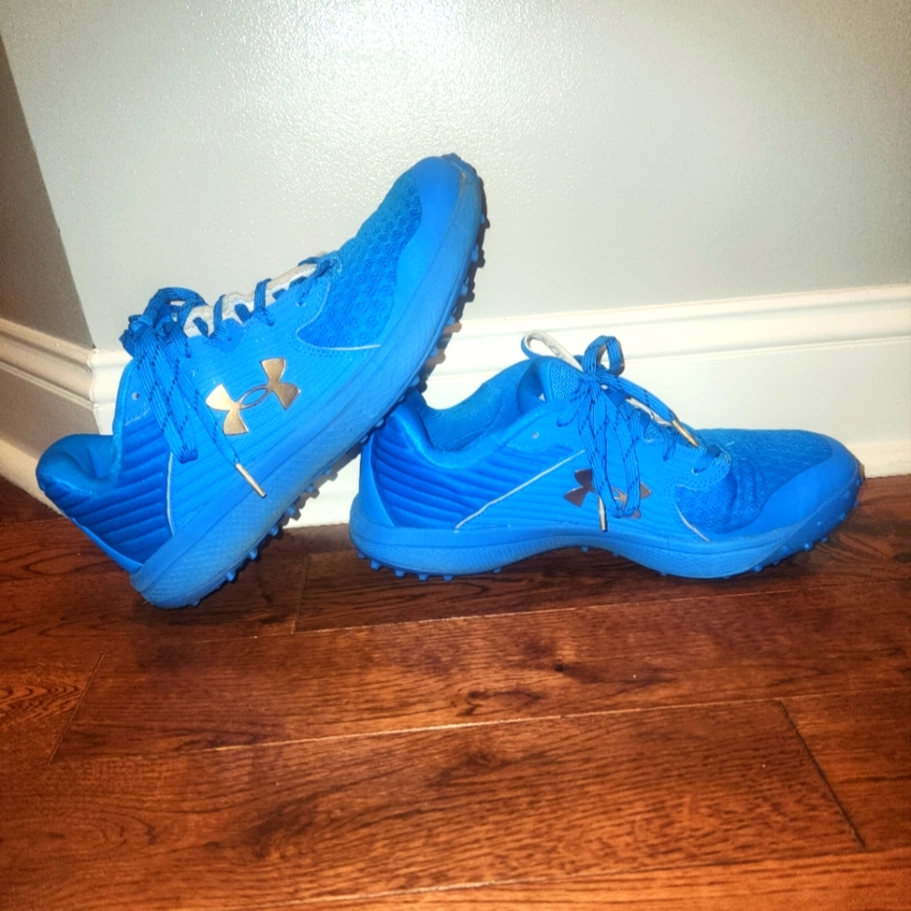 Men's Under Armour Turf Shoes size 10